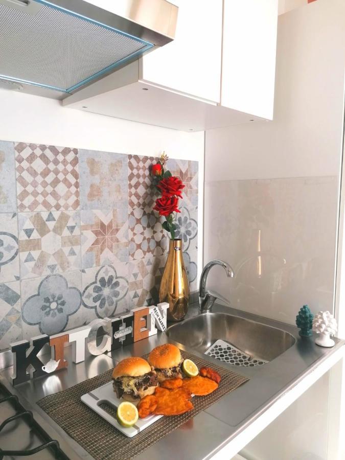 A Due Passi Dal Massimo Apartment Palermo Exterior photo